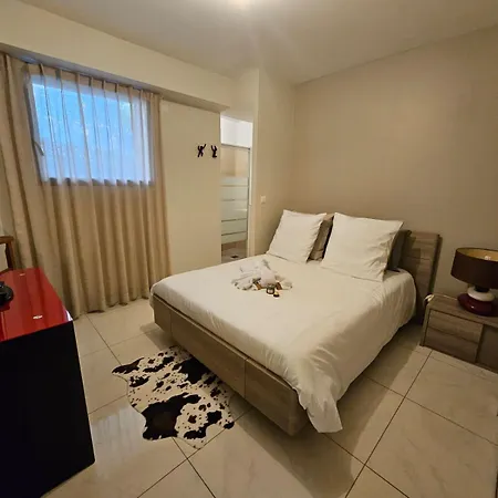 Petit Paradis A T4 Piscine Clim Parking Fibre Coffre-fort 아파트 *