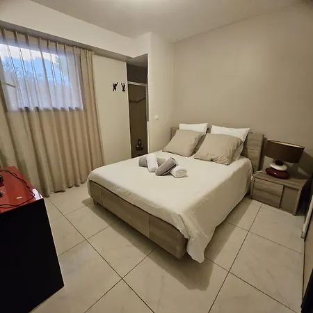 Petit Paradis A T4 Piscine Clim Parking Fibre Coffre-fort Διαμέρισμα